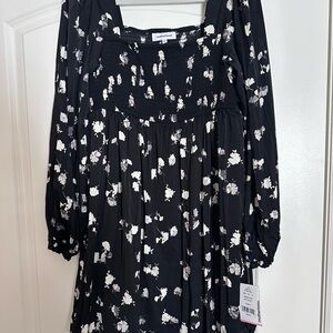 Kohls Maternity Floral Black and White Dress